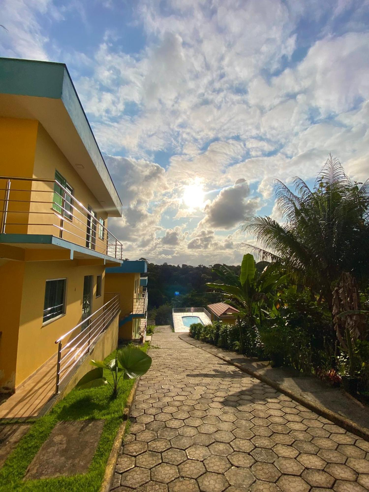 Residencial Sitio Paraiso Apartment *